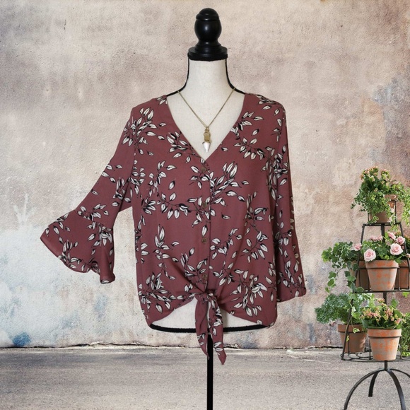 Sienna Sky Tops - Sienna Sky Mauve Bell Sleeve Top Size Large